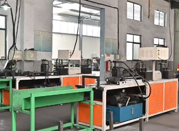 Automatic wire straightening